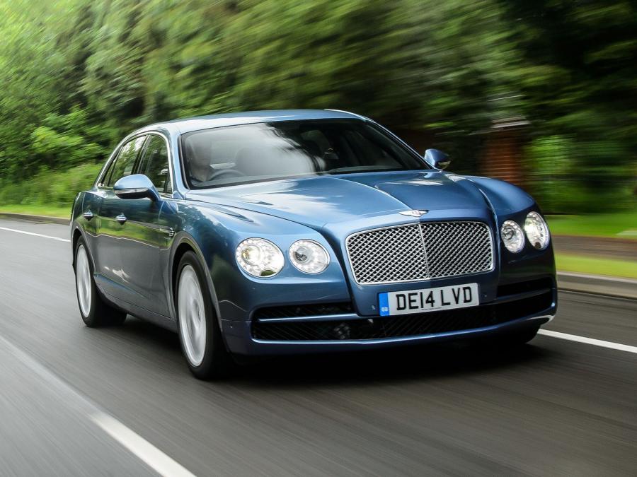  Bentley Flying Spur V8 2014 года  (UK) (фото 6 из 13)